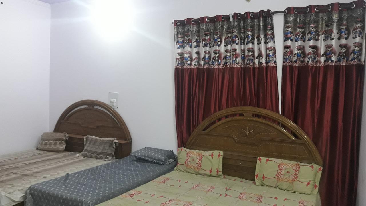 Oyo Rajdhani Guest House Faridabad Exterior foto